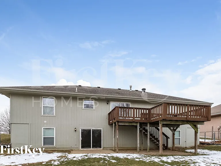 2211 Glenside Rd — Photo 13