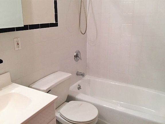 5th image of 324 W 77th St APT 5