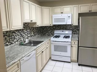 1402 Dahlia Ct, Jackson, NJ 08527