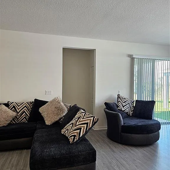 2927 Sanctuary Dr — Photo 14