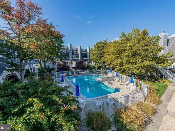 404 143rd St Unit 11, Ocean City, MD 21842
