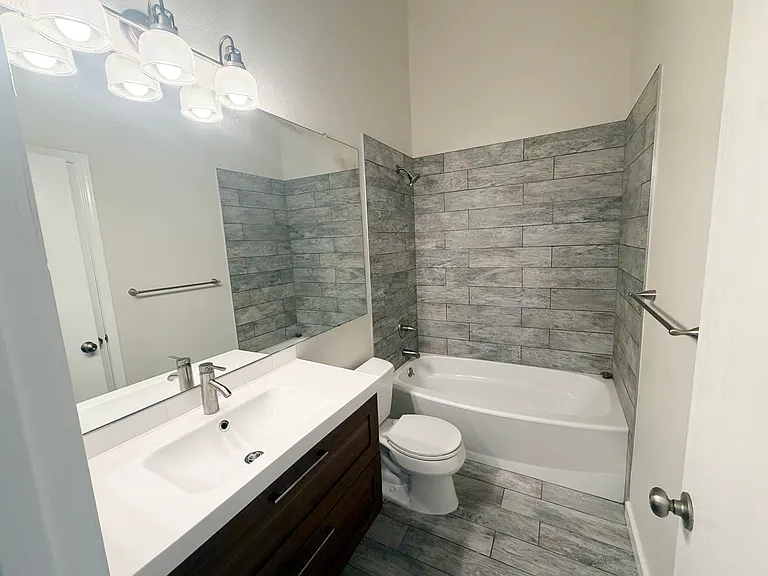 3070 W 107th Pl #D — Photo 13
