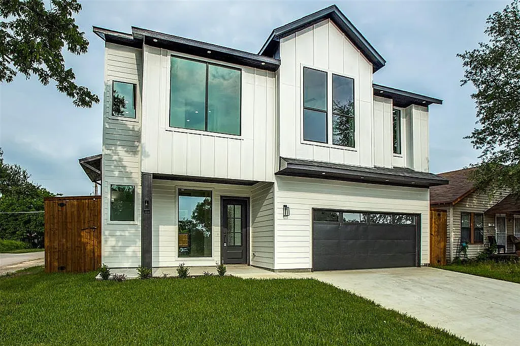 4 bed, 2991 sqft, $4,350 — Photo 1