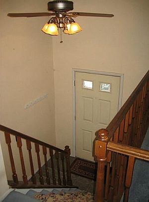 3rd image of 8 Sandhurst Cir