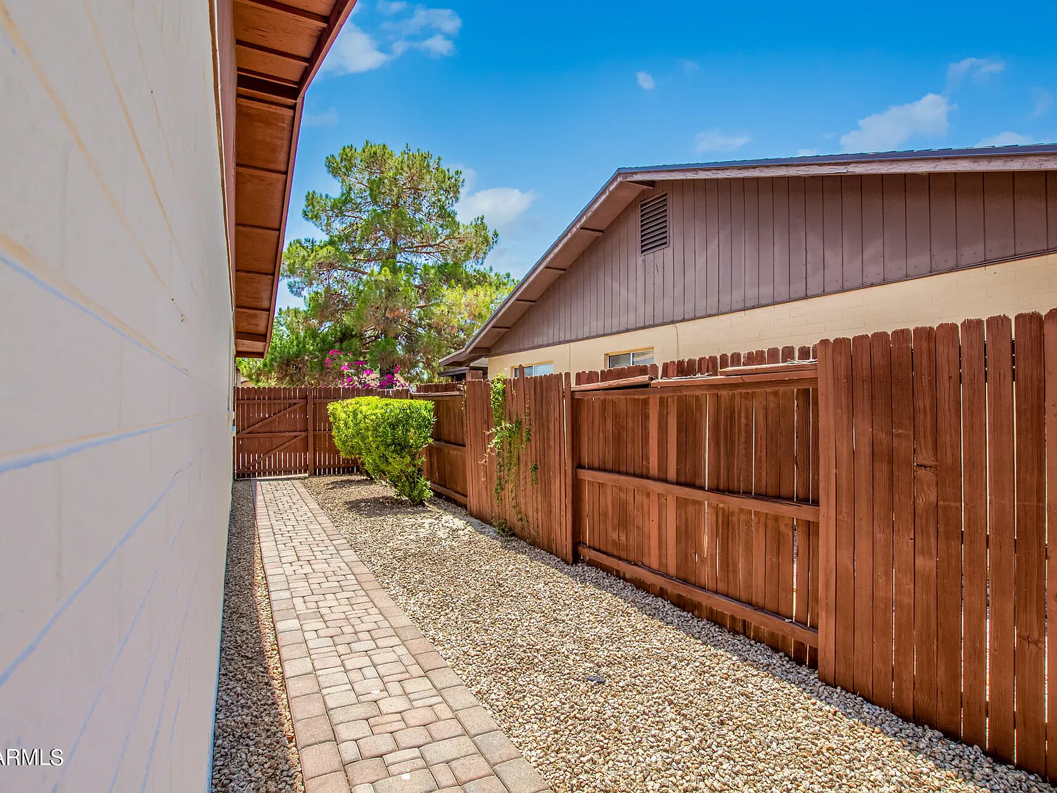 3 bed, 1.5 bath, 1131 sqft, $1,900 — Photo 3