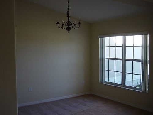 2nd image of 2044 Dearing Ave
