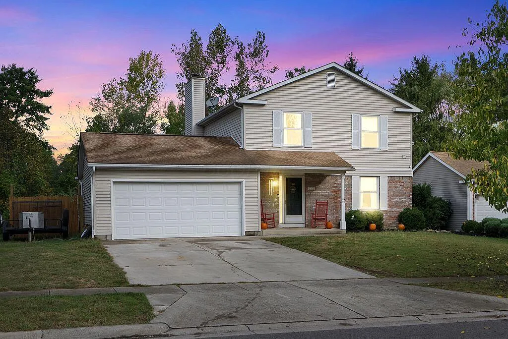 2382 Clover Blossom Ct photo 1