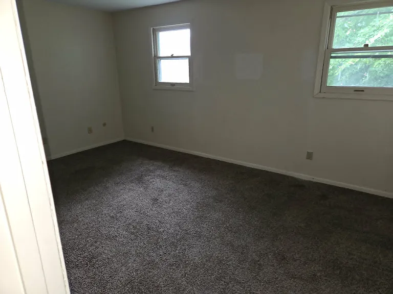 6 Lincoln Ave #6 — Photo 4