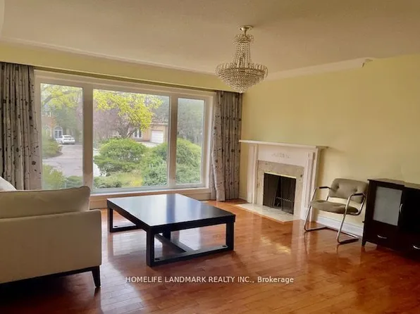 26 Manorcrest Dr Room 2, Toronto, ON M2N 5K1