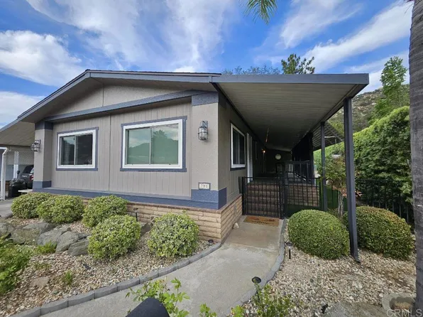 8975 Lawrence Welk Dr Space 291, Escondido, CA 92026