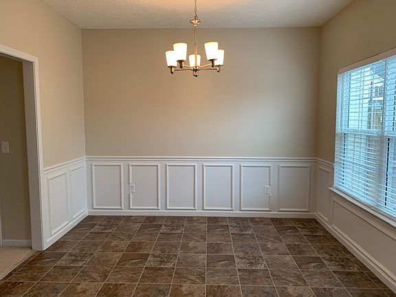 3rd image of 2308 New Holland Cir