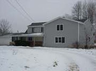 4685 W Berry Rd, Sterling, MI 48659