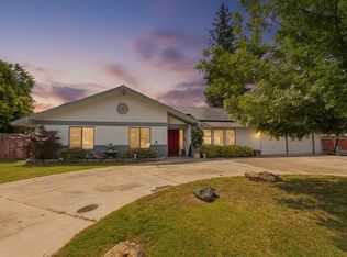1025 W Monte Vista, Visalia, CA 93277
