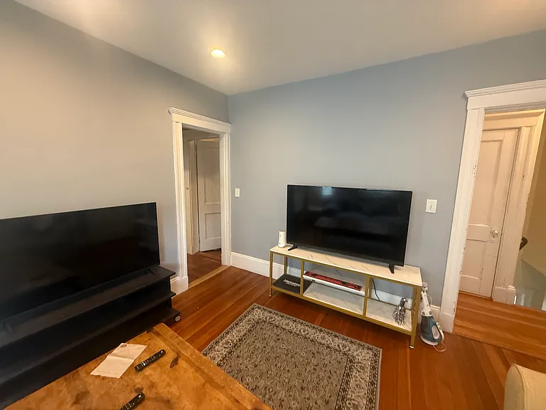 18 Hunnewell Ave #2 — Photo 10