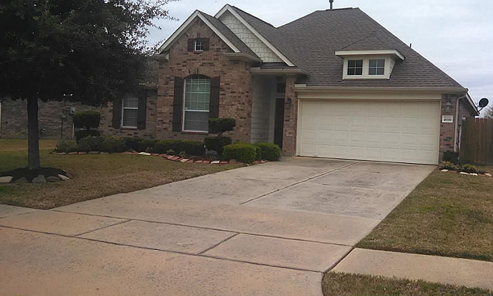 1st image of 4939 Harbor Glen Ln