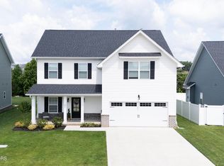 117 Songberry St, Oak Ridge, TN 37830