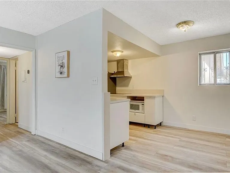 3841 Daisy St #19 — Photo 14