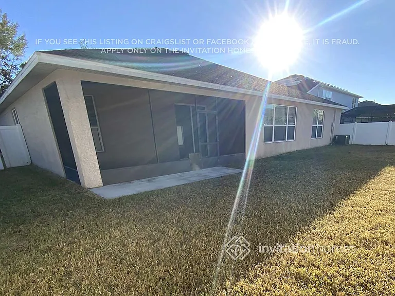12318 Silton Peace Dr — Photo 16
