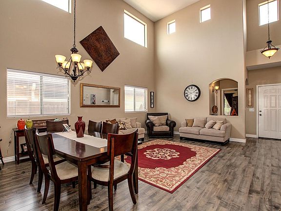 Living / Dining Rooms