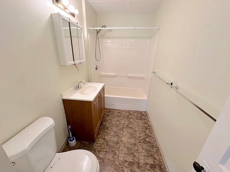 10 Lawnfair St #1 — Photo 4