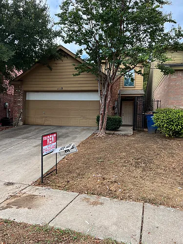 218 River Rock Dr Photo 1