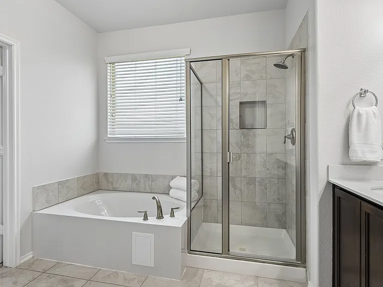 10212 Bennet Dr — Photo 18