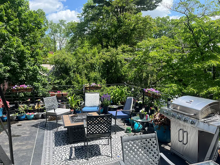 55 Trumbull St #21 — Photo 15