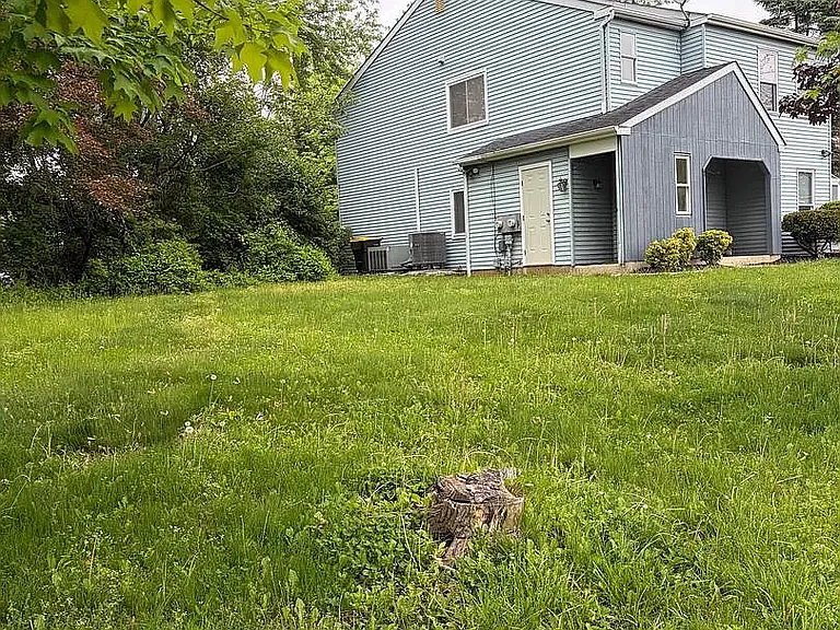 197 Michele Way #2 — Photo 2