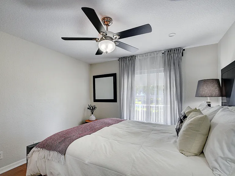 4006 Bahia Isle Cir — Photo 22