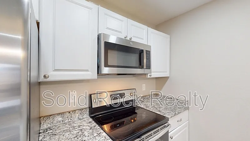 3 bed, 2.5 bath, 1546 sqft, $1,850 — Photo 4