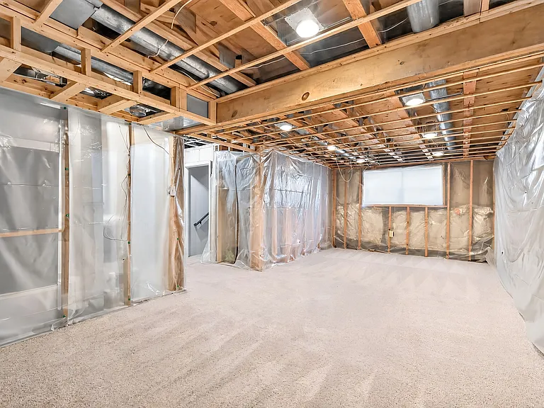 1731 Forest Park Dr — Photo 14
