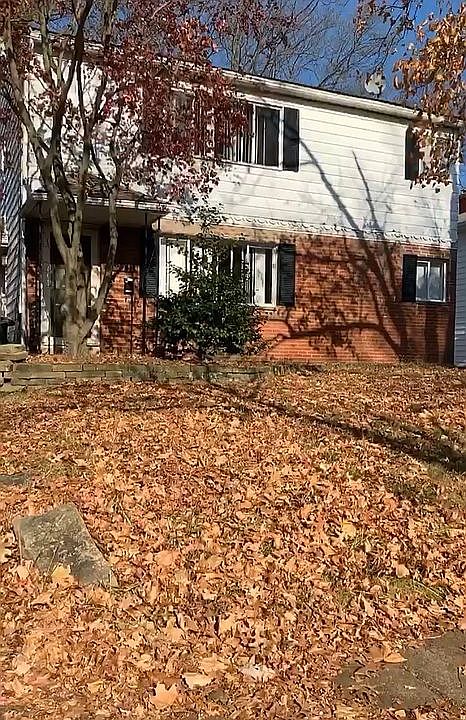 2nd image of 1709 & 1711 Tanglewood Dr