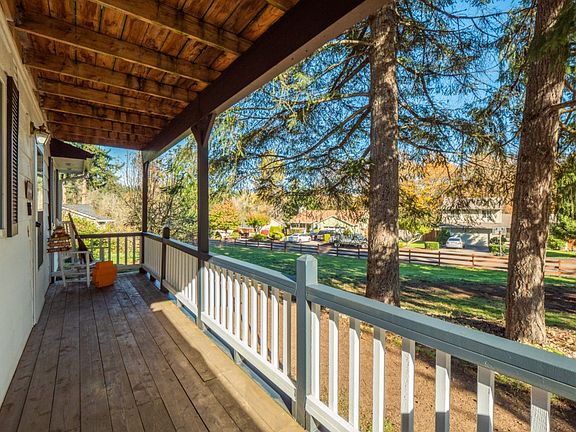 3rd image of 15906 19th Avenue Ct S