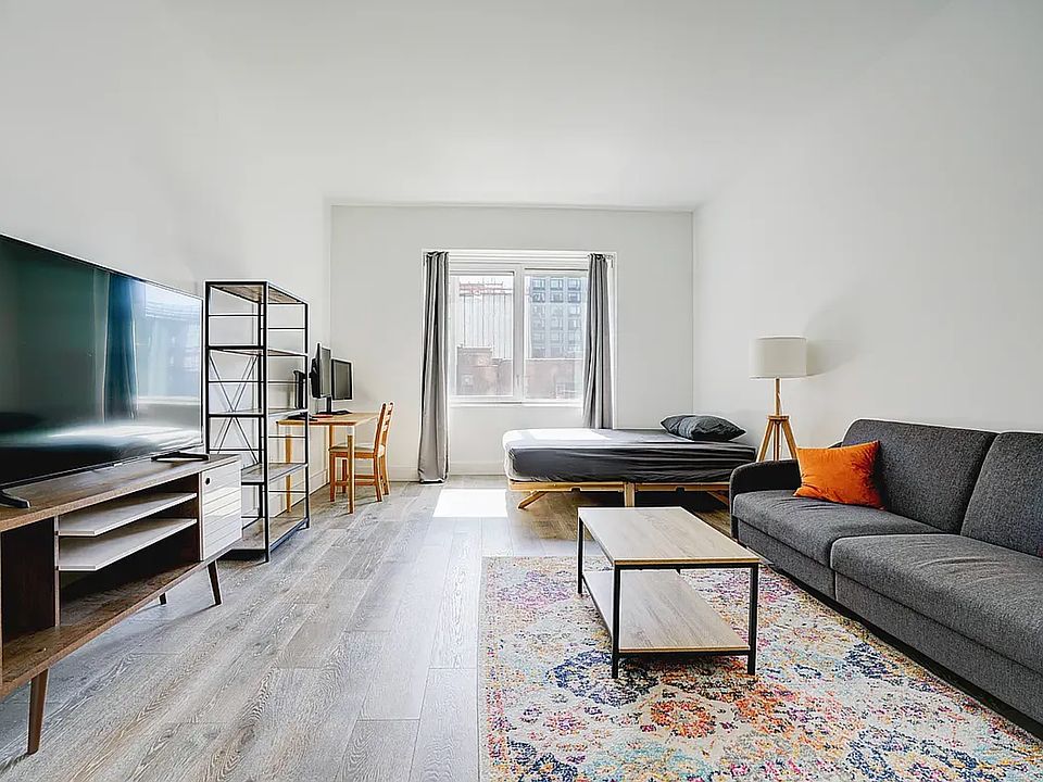 1st image of 96 Rockwell Pl #8