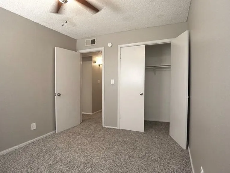 Bryant Grove Apartments — Photo 78