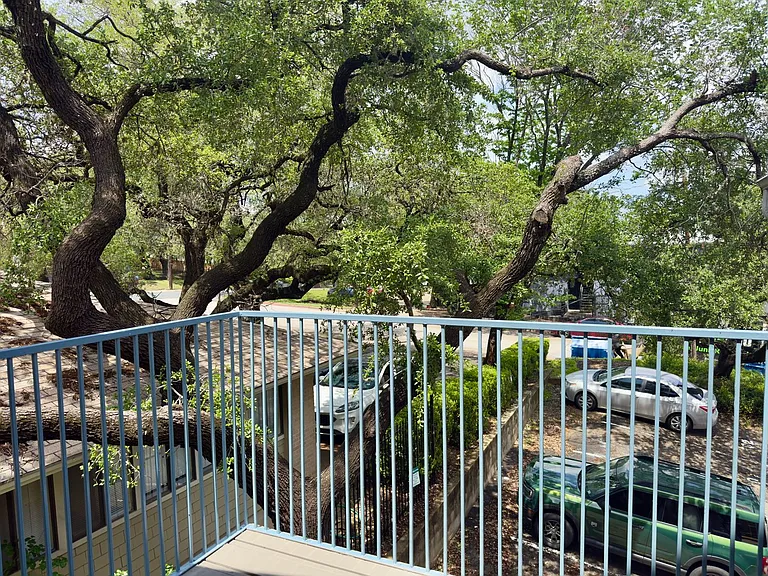 513 S Park Dr — Photo 24