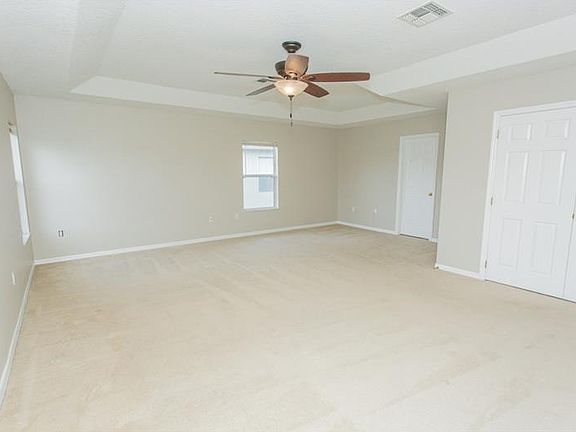 5th image of 10259 Stratford Pointe Ave