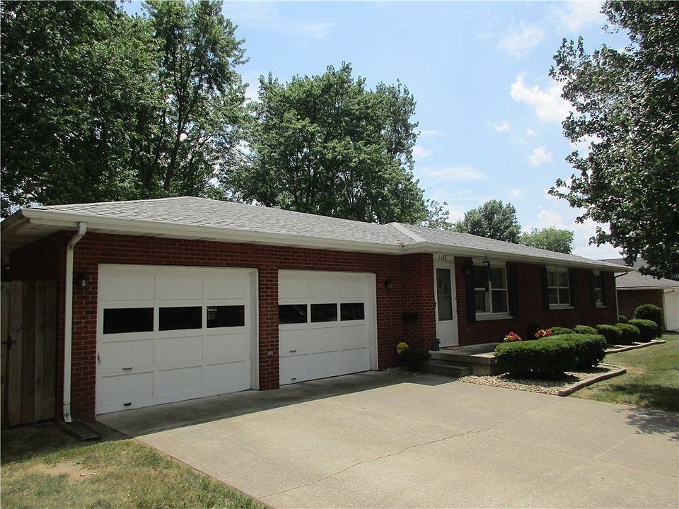 2nd image of 3409 25th St