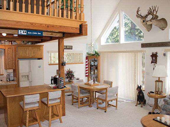 4th image of 700 Pine Canyon Trl