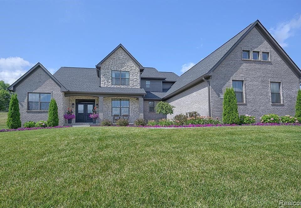 1st image of 10474 Stoney Point Dr