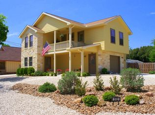 202 Lowry St, Kerrville, TX 78028