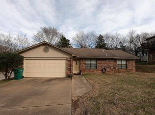 1401 S Muskogee Ave, Russellville, AR 72801