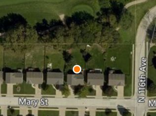 11660 Mary St, Omaha, NE 68164