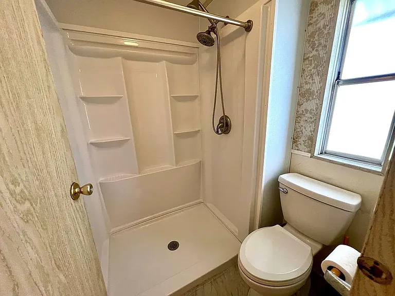4266 Bobwhite Dr — Photo 6