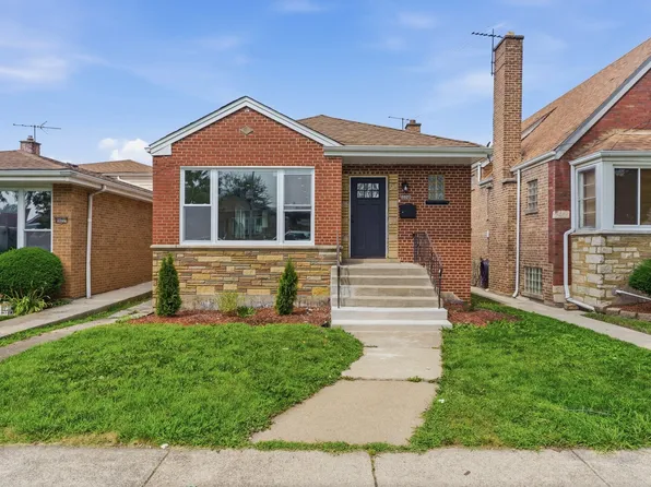 8820 S Ridgeland Ave, Chicago, IL 60617