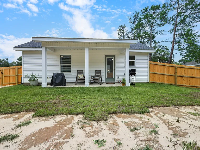71 E Lafavre Ln — Photo 23