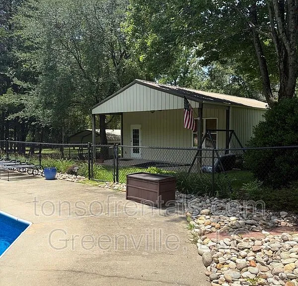 129 Foster Rd — Photo 22