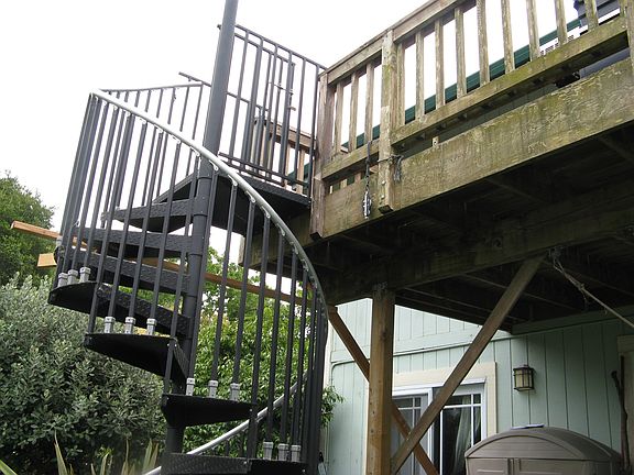 Balcony and spiral stairs