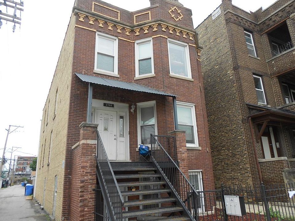 1st image of 2744 W Cortland St #1