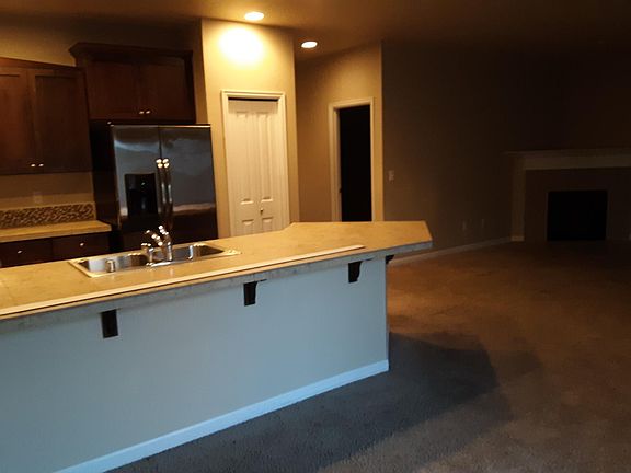 4th image of 7722 NE 20th St